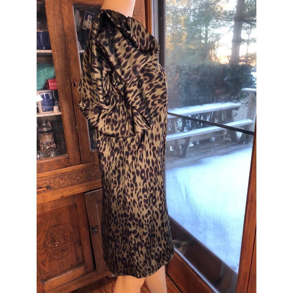THML Leopard Print Olive Green Ruffled Sleeves Womens Shift Dress medium - Picture 2 of 8
